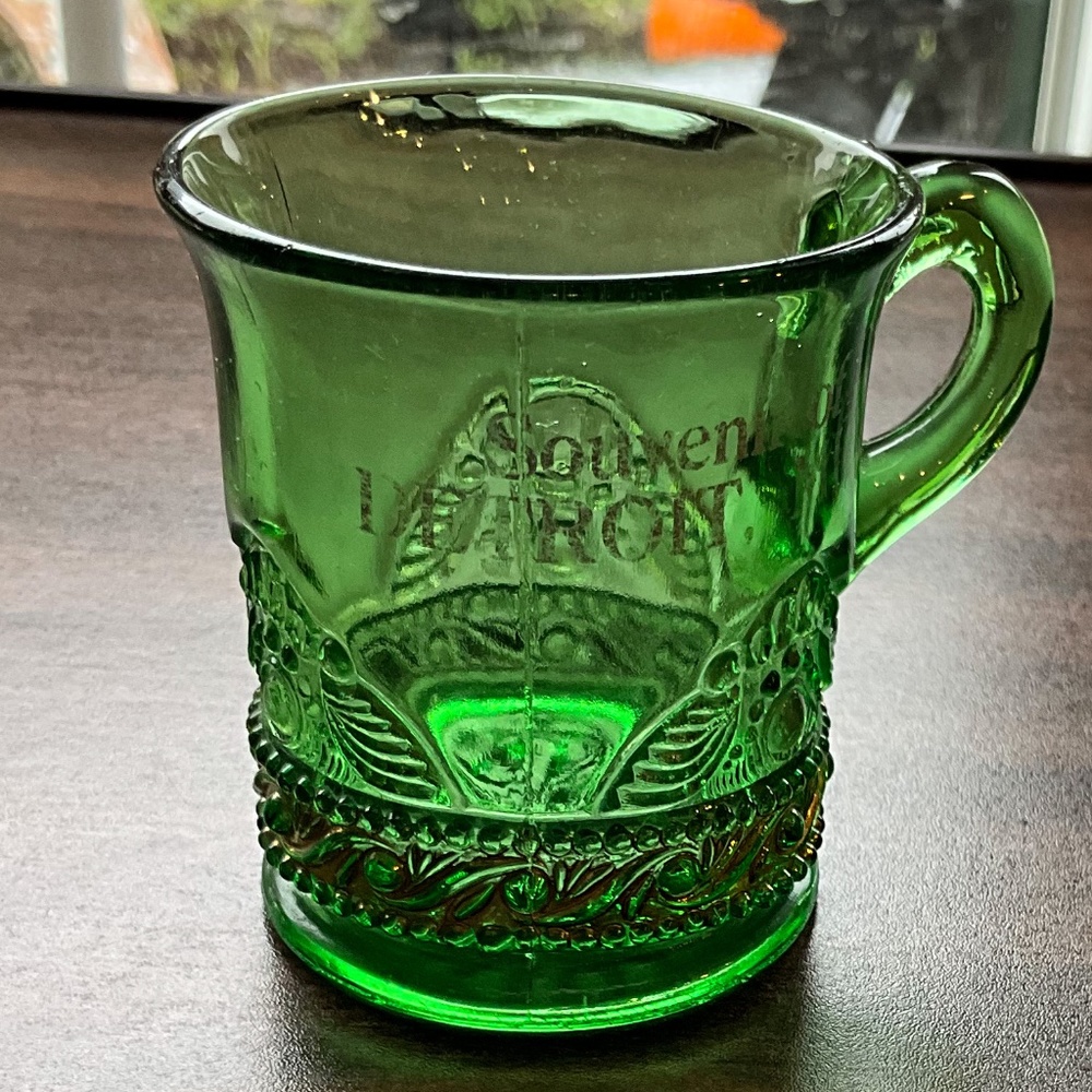 Vintage EAPG Emerald Green Jewel Lacy Medallion US Glass Souvenir of Detroit